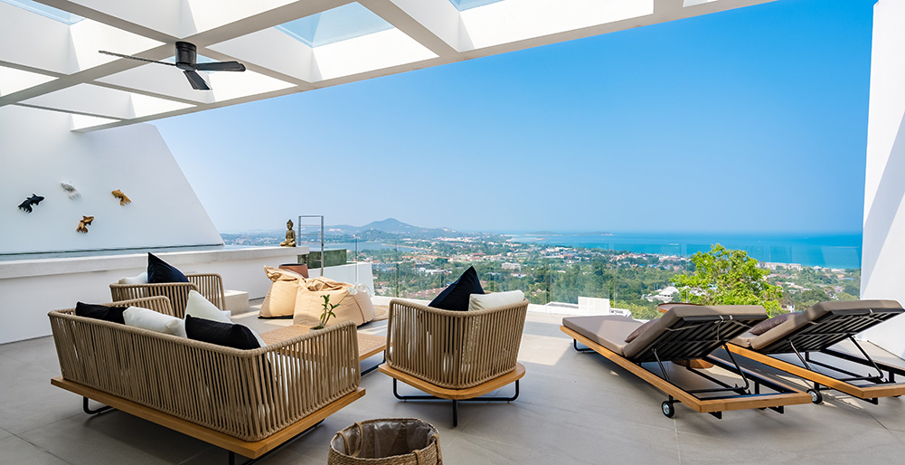 Golden Lotus - The Blossom Villa - Breezy pool terrace and pool